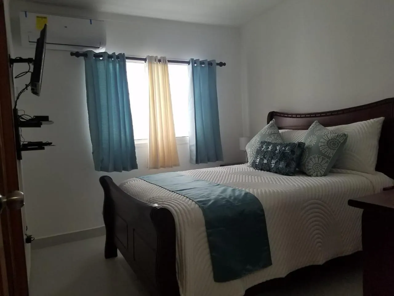 New Condo Palma Real 3 Bd Apt 5 Mins From Sti Hato Mayor  0*, Hato Mayor (Santiago)